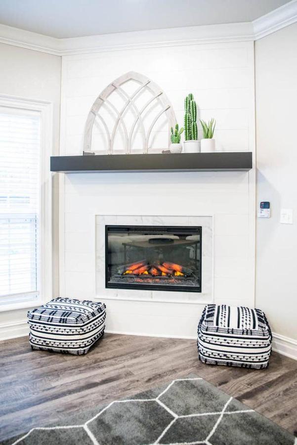 Modern Farmhouse - 2 Minute Bike To Slaughter Pen Trailhead - Dtwn Bentonville Bagian luar foto