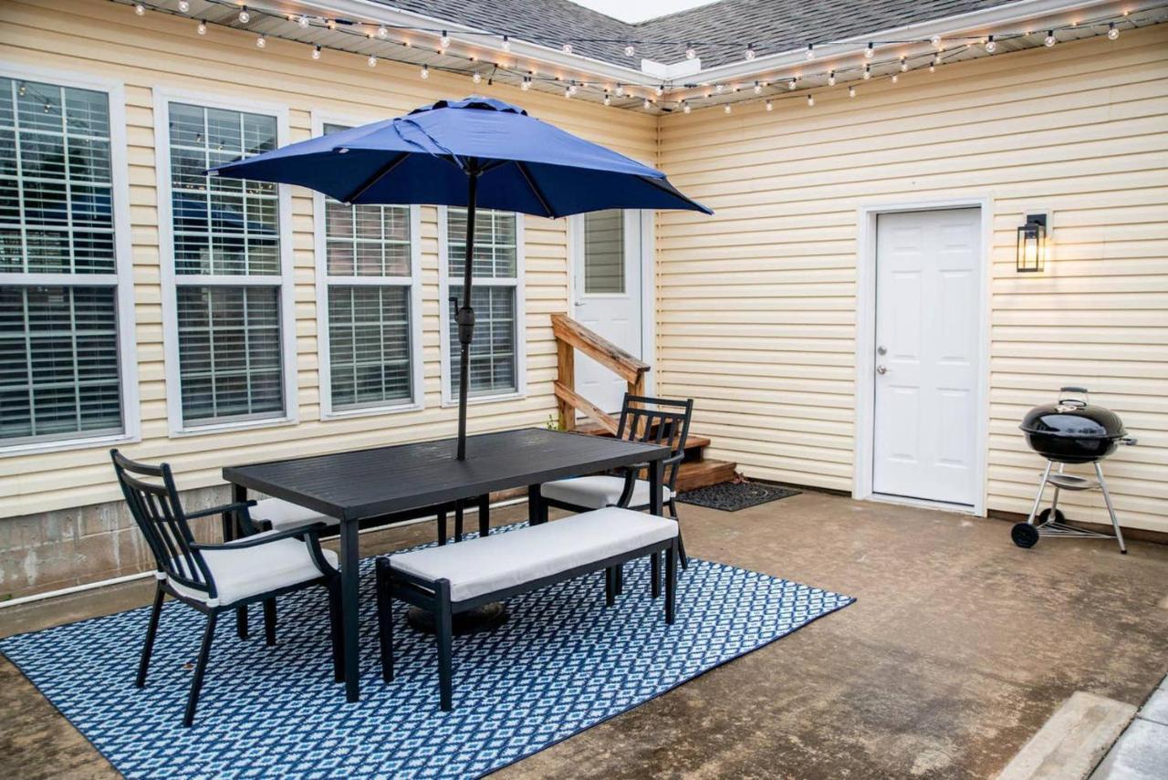 Modern Farmhouse - 2 Minute Bike To Slaughter Pen Trailhead - Dtwn Bentonville Bagian luar foto